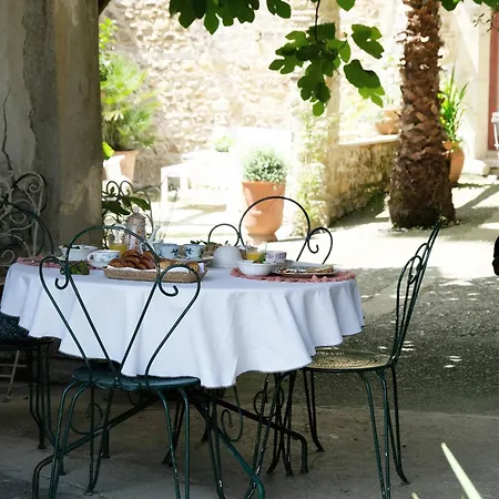 Pensión Maison D'hotes-maison Castaings 3*